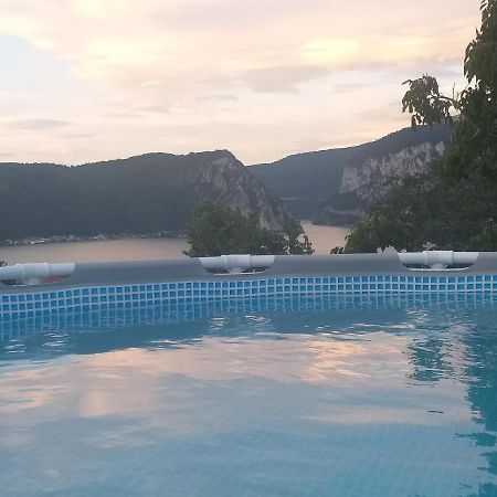 Casa De Vacanta Maga Dubova Luaran gambar