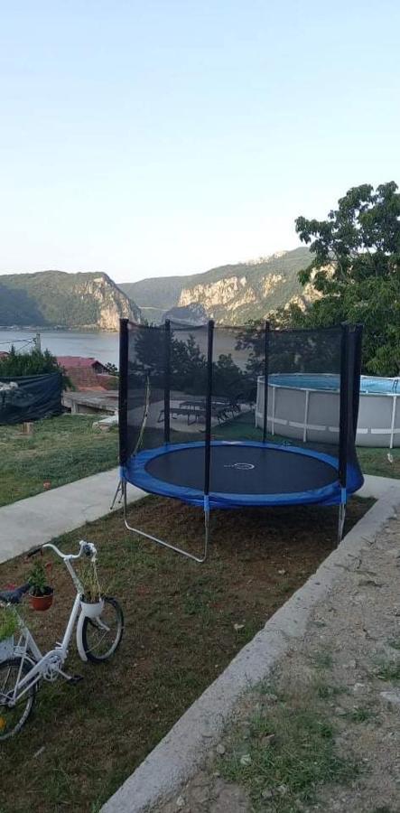Casa De Vacanta Maga Dubova Luaran gambar